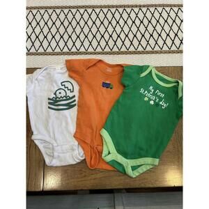 3 baby bodysuits